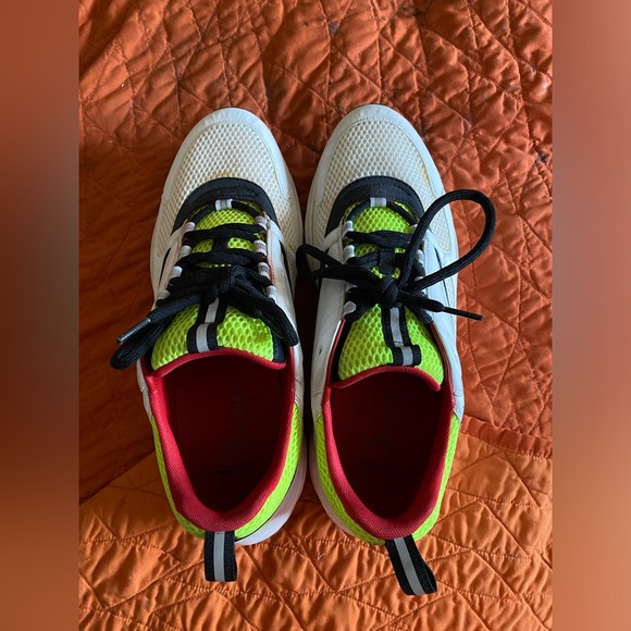 Dior b22 Men’s size 45 White/Red/Green No box and flaws - Picture 2 of 11